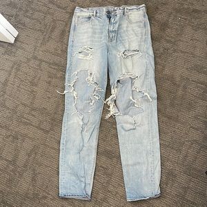 American Eagle ripped mom jeans